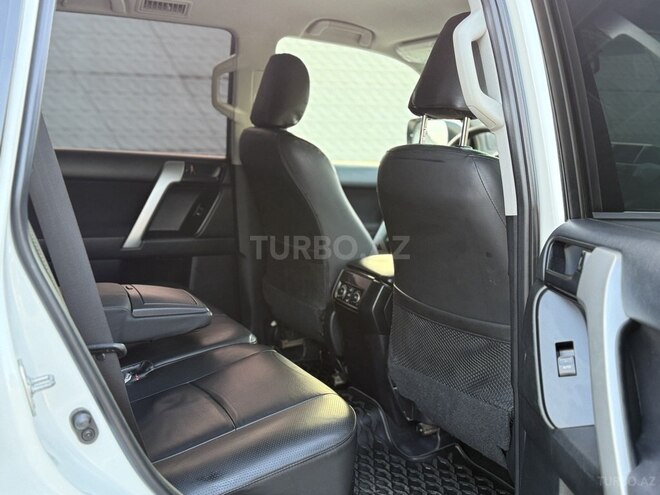 Toyota Land Cruiser Prado 2015, 178,000 km - 2.7 л - Bakı