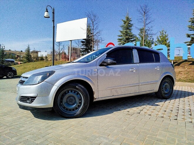 Opel Astra 2006, 287,000 km - 1.4 l - Qusar