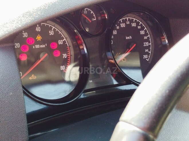 Opel Astra 2006, 287,000 km - 1.4 l - Qusar