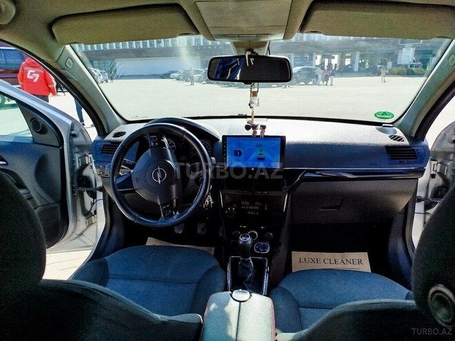 Opel Astra 2006, 287,000 km - 1.4 l - Qusar