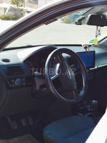 Opel Astra 2006, 287,000 km - 1.4 l - Qusar