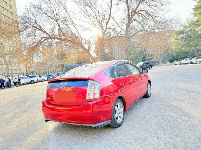 Toyota Prius-3