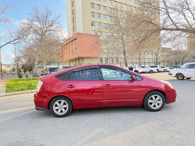 Toyota Prius-7
