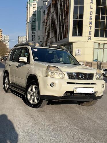 Nissan X-Trail 2010, 261,000 km - 2.5 l - Bakı