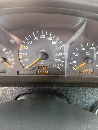 Mercedes C 180 1996, 317,000 km - 1.8 l - Bakı