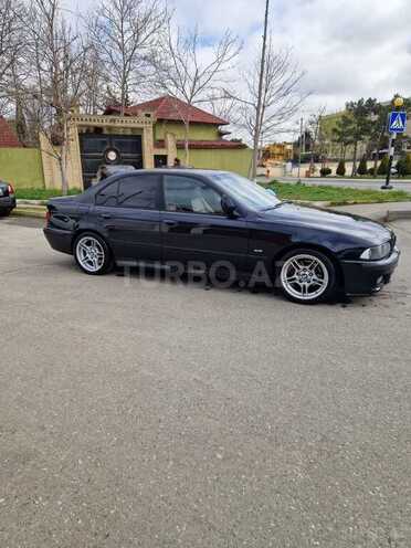 BMW 525 2003, 300,000 km - 2.5 l - Bakı