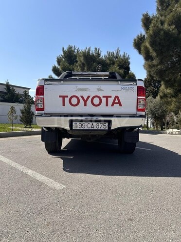 Toyota Hilux 2012, 220,000 km - 2.5 л - Bakı
