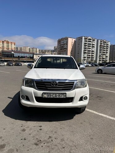 Toyota Hilux 2012, 220,000 km - 2.5 л - Bakı