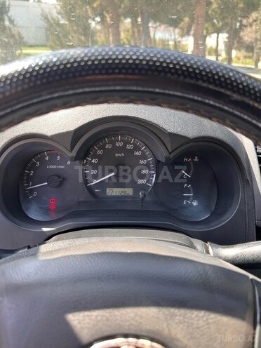 Toyota Hilux 2012, 220,000 km - 2.5 л - Bakı
