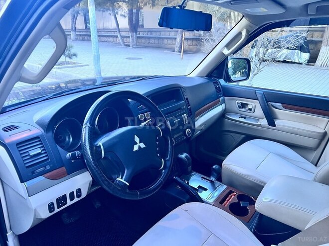 Mitsubishi Pajero 2007, 362,000 km - 3.0 l - Bakı