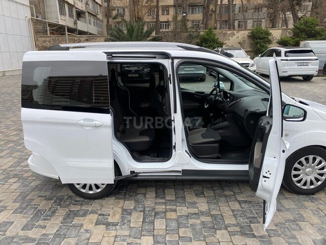 Ford  2019, 157,000 km - 1.5 l - Bakı