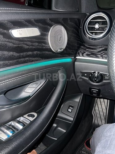 Mercedes E 200 d 2017, 99,000 km - 2.0 l - Bakı