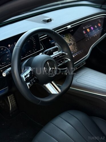 Mercedes E 300 e 2023, 5,200 km - 2.0 л - Bakı