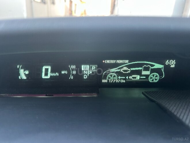 Toyota Prius 2011, 285,000 km - 1.8 l - Bakı