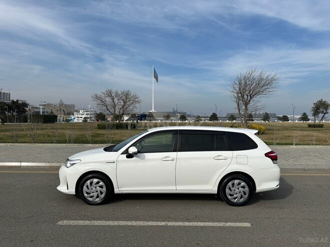 Toyota Corolla Fielder 2019, 93,000 km - 1.5 л - Bakı