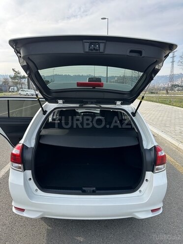 Toyota Corolla Fielder 2019, 93,000 km - 1.5 л - Bakı
