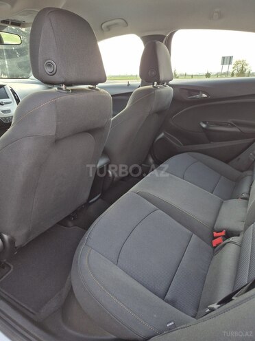 Chevrolet Cruze 2017, 68,000 km - 1.4 l - Qax