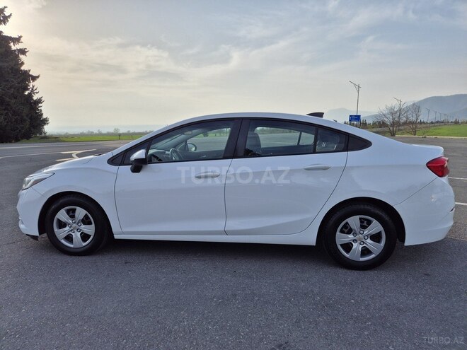 Chevrolet Cruze 2017, 68,000 km - 1.4 l - Qax