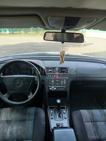 Mercedes C 200 1995, 370,000 km - 2.0 л - Qazax