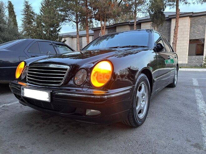 Mercedes E 280 2001, 373,760 km - 2.8 l - Ağdam