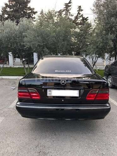 Mercedes E 280 2001, 373,760 km - 2.8 l - Ağdam