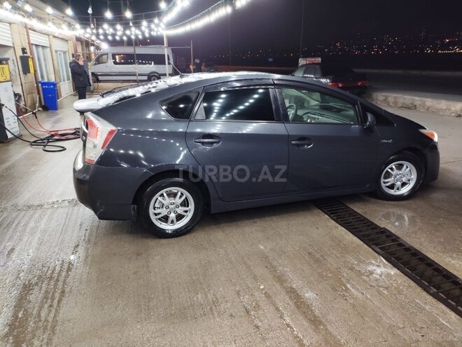 Toyota Prius 2010, 250,000 km - 1.8 л - Bakı