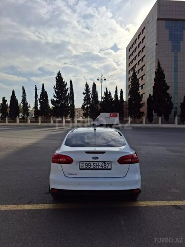 Ford Focus 2015, 90,000 km - 1.6 l - Gəncə