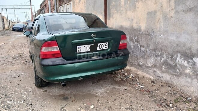 Opel Vectra 1997, 186,000 km - 1.6 l - Bakı