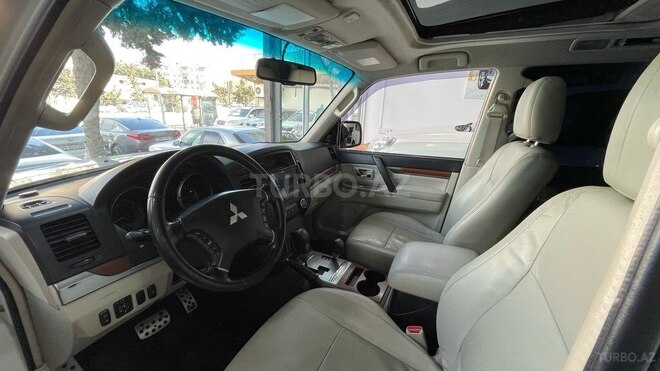 Mitsubishi Pajero 2007, 223,000 km - 3.0 л - Sumqayıt