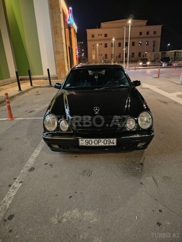 Mercedes E 270 1999, 111,100 km - 2.7 l - Bakı