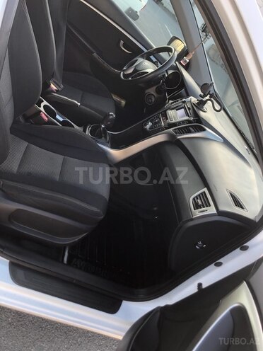Hyundai i30 2015, 224,000 km - 1.6 l - Bakı