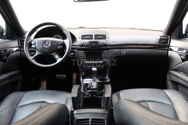 Mercedes E 280-13
