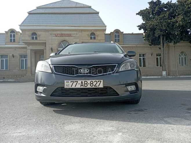 Kia Ceed 2011, 245,000 km - 1.6 l - İmişli
