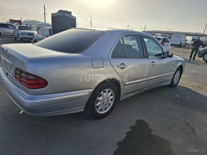 Mercedes E 220 d 1998, 466,000 km - 2.2 l - Sumqayıt