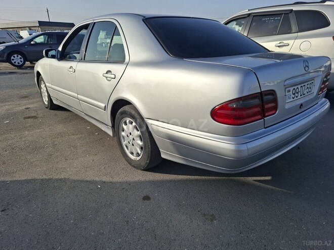 Mercedes E 220 d 1998, 466,000 km - 2.2 l - Sumqayıt