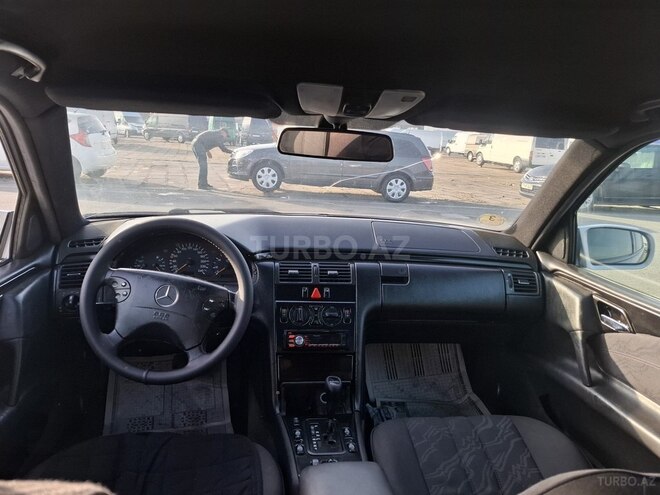 Mercedes E 220 d 1998, 466,000 km - 2.2 l - Sumqayıt