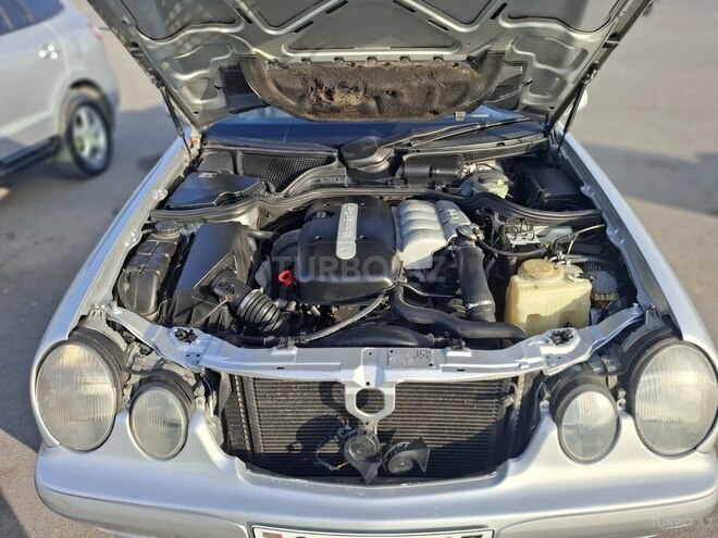 Mercedes E 220 d 1998, 466,000 km - 2.2 l - Sumqayıt