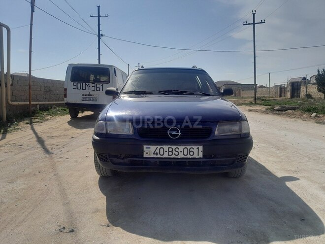 Opel Astra 1995, 350,680 km - 1.6 l - Bakı