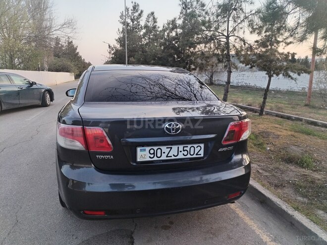 Toyota Avensis 2008, 210,000 km - 2.0 л - Şirvan
