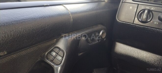 Volkswagen Golf 1996, 298,534 km - 1.8 л - Bakı