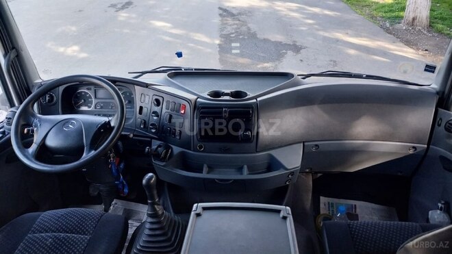 Mercedes Axor 1833 2011, 672,000 km - 7.5 л - Bakı