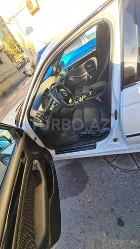 BMW 318 2003, 279,226 km - 2.0 l - Salyan