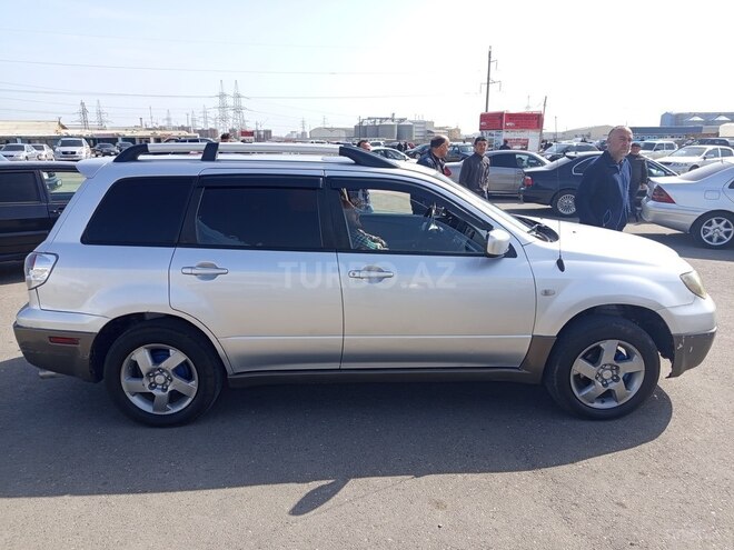 Mitsubishi Outlander 2002, 352,700 km - 2.4 l - Sumqayıt
