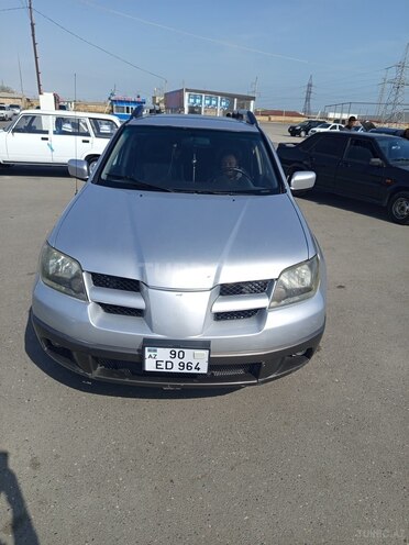 Mitsubishi Outlander 2002, 352,700 km - 2.4 l - Sumqayıt