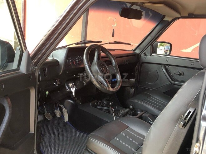 LADA (VAZ) Niva 2018, 70,000 km - 1.7 l - Astara
