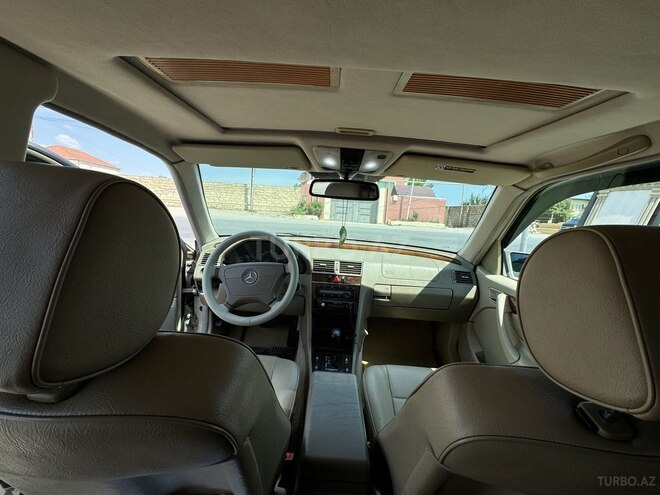 Mercedes C 230 1998, 360,000 km - 2.3 l - Astara