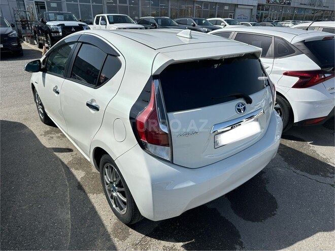Toyota Aqua 2016, 85,000 km - 1.5 l - Bakı