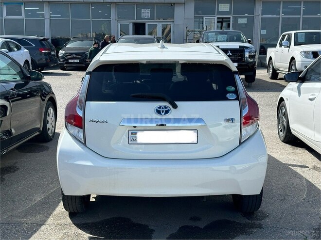 Toyota Aqua 2016, 85,000 km - 1.5 l - Bakı