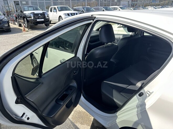 Toyota Aqua 2016, 85,000 km - 1.5 l - Bakı
