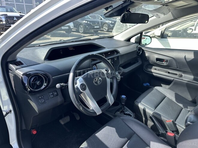 Toyota Aqua 2016, 85,000 km - 1.5 l - Bakı